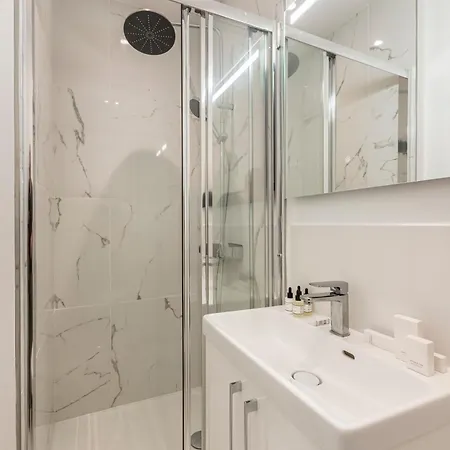 Sweett - Batignolles Lägenhet *